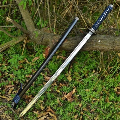 Espada Katana Samurai Japonesa Réplica Hoja de Acero al Carbono Hecha a Mano Personalizada. Foto 1 de 4