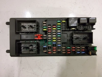 Range Rover L322 Front Interior Fues Box BH4214F041AA - Image 1 of 4