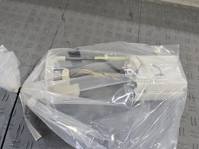 Bomba de combustível estilo clássico roda de 5 lugares 3,6L compatível com 18-19 DODGE 1500 PICKUP 3580491 - Imagem 1 de 4