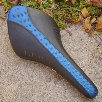 Fizik Arione Saddle Kium Rails Wing Flex Road Bike Seat Time Trial Carbon Shell - Image 1 of 4