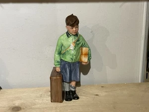 Royal Doulton Boy Evacuee Hn3295 - Bild 1 von 4
