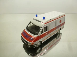 HONGWELL MERCEDES BENZ SPRINTER AMBULANCE RED CROSS -1:43- GOOD CONDITION - 257 - Picture 1 of 6