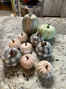 Fall Harvest Pumpkins Home Decor Glittered Gold Plaid White Speckled Set Of 10 - Picture 1 of 5