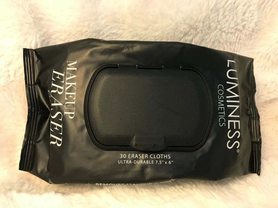 Luminess Cosmetics Makeup Eraser Cloths 30 Cloths - Image 1 of 1