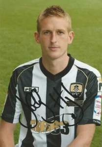 NOTTS COUNTY: JEFF HUGHES SIGNED 6x4 PORTRAIT PHOTO+COA - Picture 1 of 1