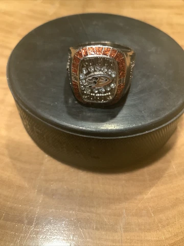 2014 Molson Canadien 2007 Anaheim Ducks Stanley Cup Ring NHL Hockey Cover
