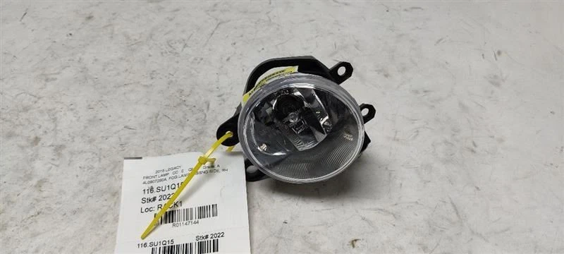 Lâmpada de neblina lateral direita para passageiros 4L0907290A compatível com 2015 Subaru Legacy fabricante de equipamento original - Imagem 1 de 4