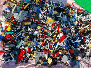 LEGO 1kg Assorted Bundle Mixed Genuine Bricks Parts & Pieces 1000g Bright Colors - Picture 1 of 2