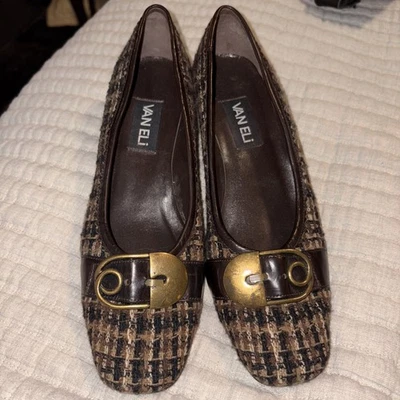 Van Eli Vaneli Brown Tweed Leather Trimmed Belt Buckle  1-1/2 inch heel 9M Vtg - Image 1 of 4