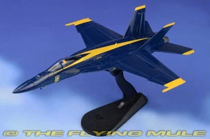 Hobby Master 1:72 F/A-18E Super Hornet USN Blue Angels w/Decal Sheet - Picture 1 of 8