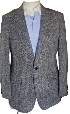 Vintage Harris Tweed Men's 42L Gray Herringbone Blazer - Check Measurements - Image 1 of 4
