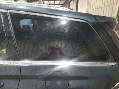 23 2023 LINCOLN AVIATOR OEM CONDUCTOR CUARTO TRASERO IZQUIERDO VENTANA DE CRISTAL  Foto 1 de 4