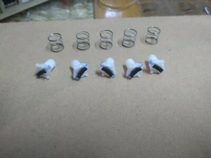 Commodore 128 C128 - Replacement Keyboard key post contact lot of 5 - Picture 1 of 5