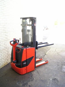 HOCHHUBWAGEN,STAPLER,LINDE, Triplex auf ~ 4,35 m , WAAGE !!! - Bild 1 von 15