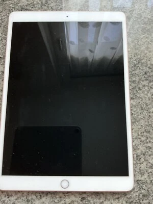 Apple iPad Air, 3. Generation, 2019, 64GB, WLAN, 1O,5 Zoll, Rosa - Bild 1 von 4