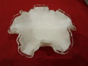 Fenton Silver Crest gekräuselt geraffter Rand Süßigkeiten Nuss Schale 6" - Bild 1 von 5