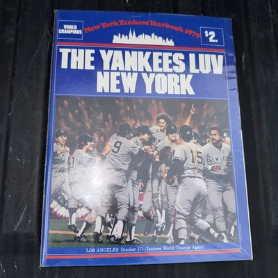 NEW YORK YANKEES BASEBALL 1979 OFFICIAL YEARBOOK - Image 1 of 2