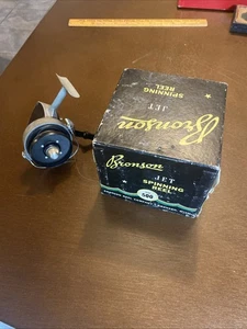 Vintage 1950's Bronson Jet Model 500 Spinning Fishing Fish Reel USA With Box - Bild 1 von 17