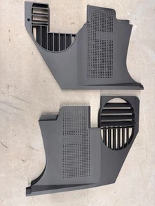 1968-1977 Chevy Corvette Kick Door Panels Trim Molding A/C Fresh Air Vent C3 OEM - Foto 1 di 22