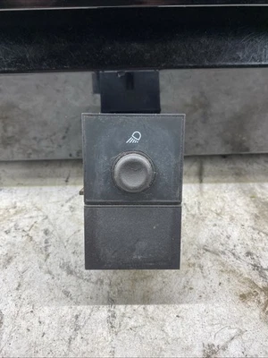 Interruptor de lámpara de carga 15143155 Chevy GMC Silverado Sierra 2500HD 2003-2007 Foto 1 de 4