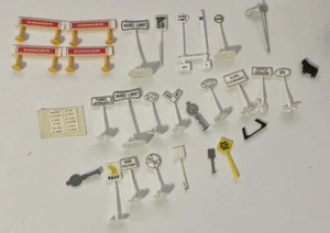 HO Scale AHM Train Accessories Since - Picture 1 of 1