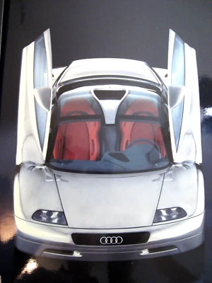 Audi AVUS Quattro 1992 aluminio concepto prensa medios folleto kit y fotos Foto 1 de 4