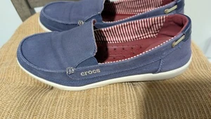 CROCS Womens Walu Canvas Loafers 10 Slip On Boat Shoes Navy Blue EUC Size 10 - Picture 1 of 5