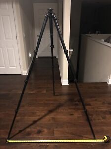 benro tripod BT1177A-4. Used In Great Condition!