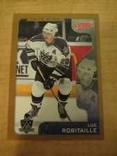 2001-02 Upper Deck Victory Gold Hockey Luc Robitaille #159 Los Angeles Kings