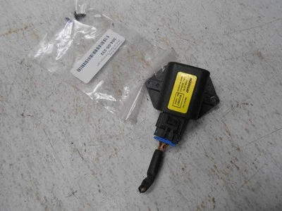 Luz de circulação relé módulo Chevrolet Aveo 2004-2008 com parafusos 95333617 - Imagem 1 de 4