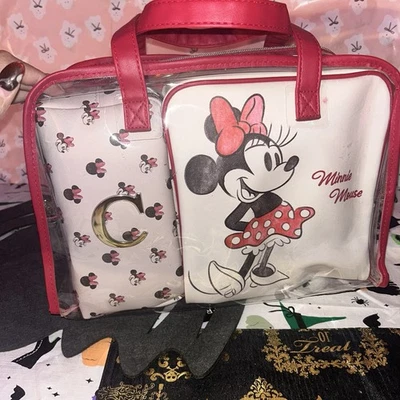 Minnie Mouse 3 Piezas Rojo Disney Cremallera Alrededor Maquillaje Cosméticos Bolsa Set de Regalo Foto 1 de 4