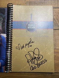 Albert Pujols & Ehefrau Deidra signiertes Kochbuch RIESIGE SIGNATUR St. Louis Cardinals - Bild 1 von 2