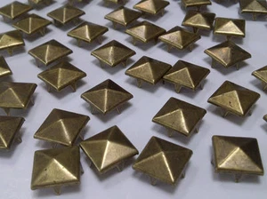 CraftbuddyUS 100 pcs 12mm Brass Pyramid Square Studs Goth Leather craft Denim - Picture 1 of 1
