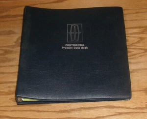 Original 1971 Lincoln Product Data Book Dealer Album Continental Mark III - Picture 1 of 6