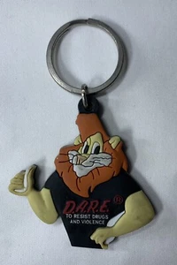 Vintage DARE to Keep Kids Off Drugs Keychain Lion Thumbs Up EUC - Picture 1 of 4