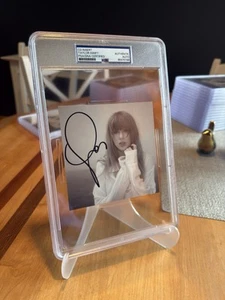 Taylor Swift The Tortured Poets Department Signed Autograph PSA Encapsulated - Picture 1 of 1