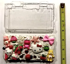 Original Nintendo 3DS Hello Kitty Protective Outer Carry Shell Case Grip RARE - Picture 1 of 1