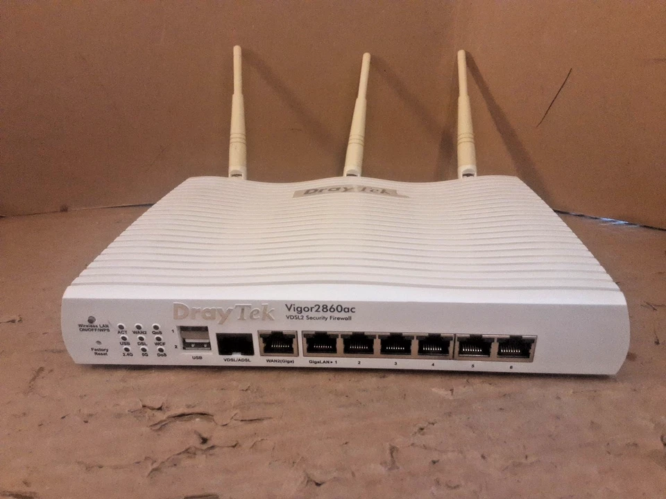 DrayTek Vigor2860ac VDSL2 Firewall with & Antennas, No PSU - Image 1 of 4