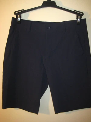 Usado en Excelente Condición - Bermudas Oakley Talla 30 Azul Marino Frente Plano Elastizadas - Entrepierna 9 1/2" Foto 1 de 4