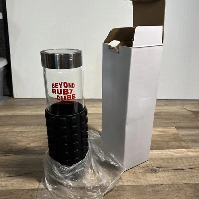 Beyond Rubiks Cubo Botella de Agua Vidrio/Silicona NUEVO Foto 1 de 4