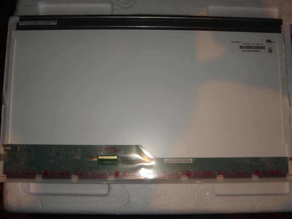 Blende Bildschirm LED 18.4 LED Full HD Toshiba Qosmio G50 Neu IN Frankreich - Bild 1 von 1