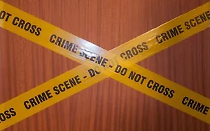 Prank barrier tape x 10m - CRIME SCENE - DO NOT CROSS - Picture 1 of 2