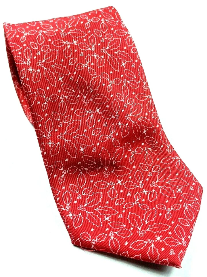 Corbata de novedad con estampado de acebo de Navidad Foto 1 de 4