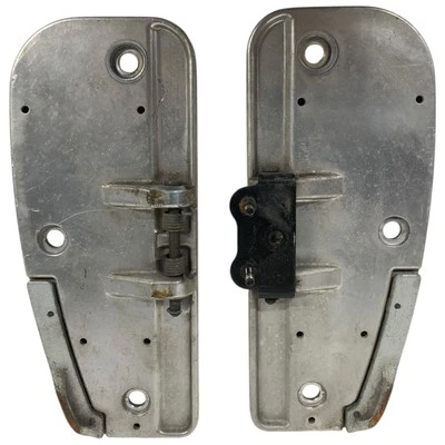 Yamaha Royal Star V Star Road Star Pair Floorboard Footrest 4NK-3IIV Left Right - Image 1 of 4