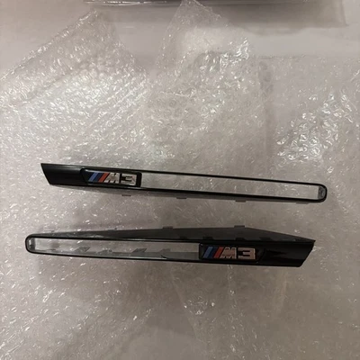Marcador de señal de giro para guardabarros BMW M3 OEM con insignia M3 (negro) E92 m3 Foto 1 de 4