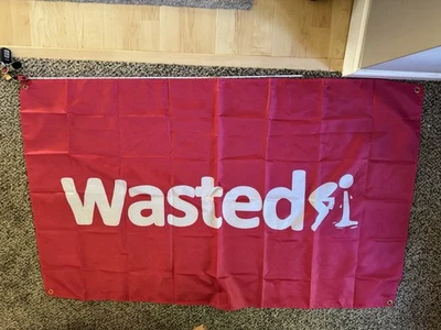 Bandera rosa caliente “desperdiciada”. Perfecto para dormitorio o casa de hermandad. Foto 1 de 4