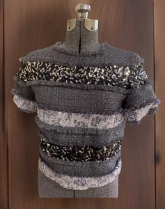 English Rose Mujer Talla Pequeña Gris Adornado Lentejuelas Flecos Bloque de Color - Imagen 1 de 12