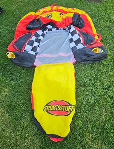 Sportsstuff Siesta Salón Plegable - Inflable - Amarillo y Rojo, Blanco y Negro - Imagen 1 de 3
