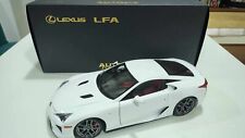 1:18 AUTOart 78831 Lexus LFA Whitest White 'Signature' Series (2010)