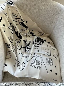 NEW 100%Auth CHANEL White & Black CHANEL Icons 100%Silk Twill Square Scarf - Picture 1 of 24